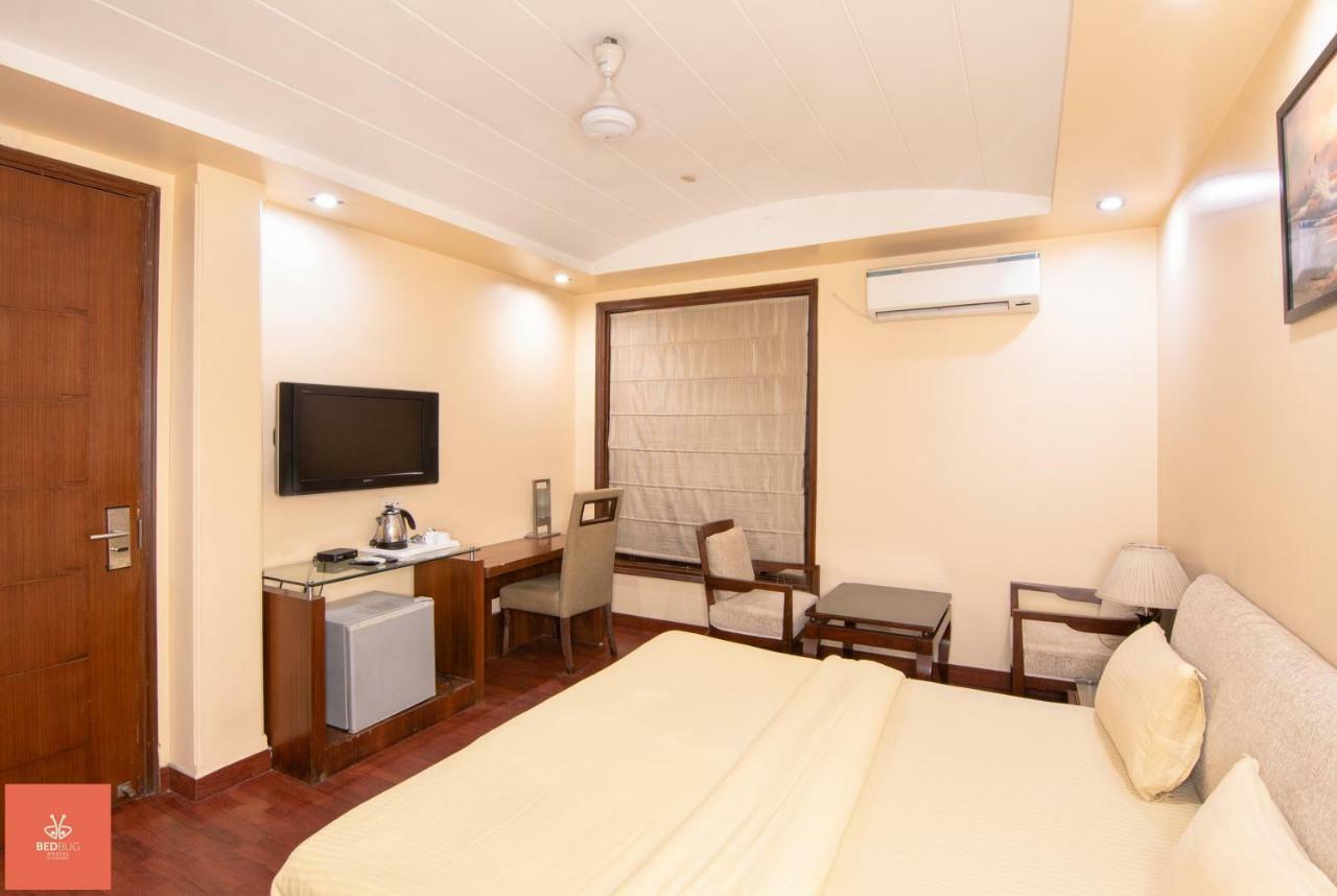 Madpackers Delhi West Vandrerhjem New Delhi Eksteriør bilde